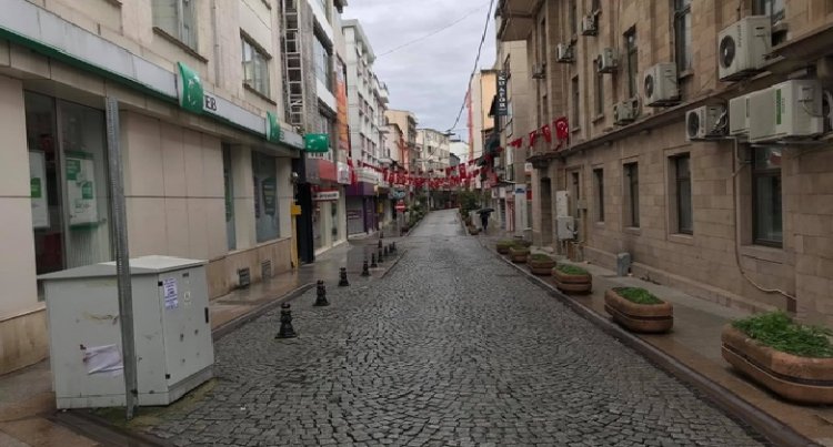 Bayram sabahı Giresun'da sokaklar boş kaldı